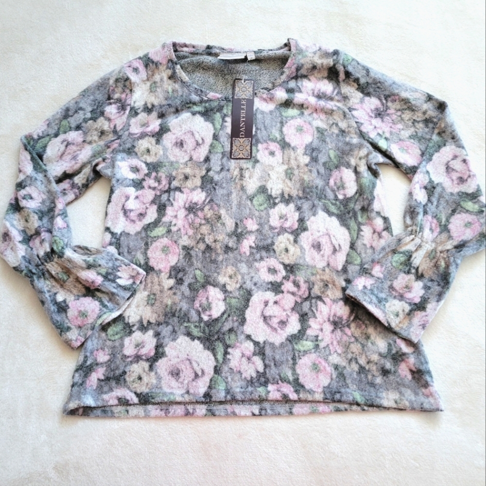 [Dantelle] Velour-plush Floral sweater